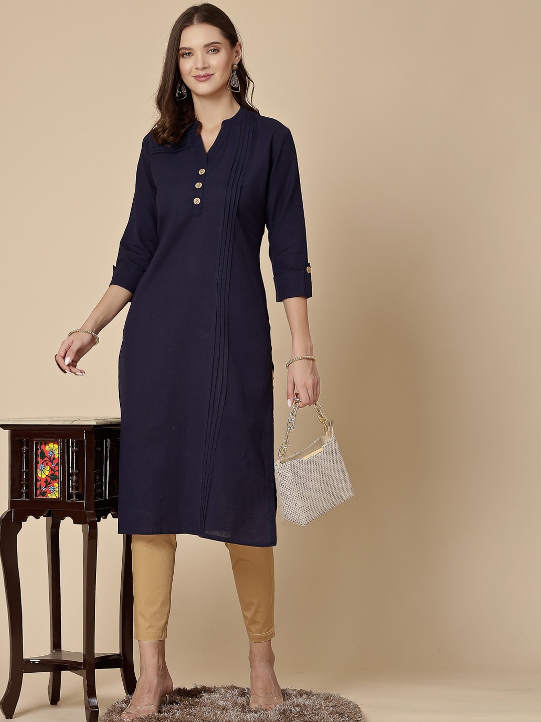 all about you Mandarin Collar Pleated Roll-Up Sleeves Pure Cotton Straight Kurta, Navy blue
all about you Mandarin Collar Pleated Roll-Up Sleeves Pure Cotton Straight Kurta, Navy blue