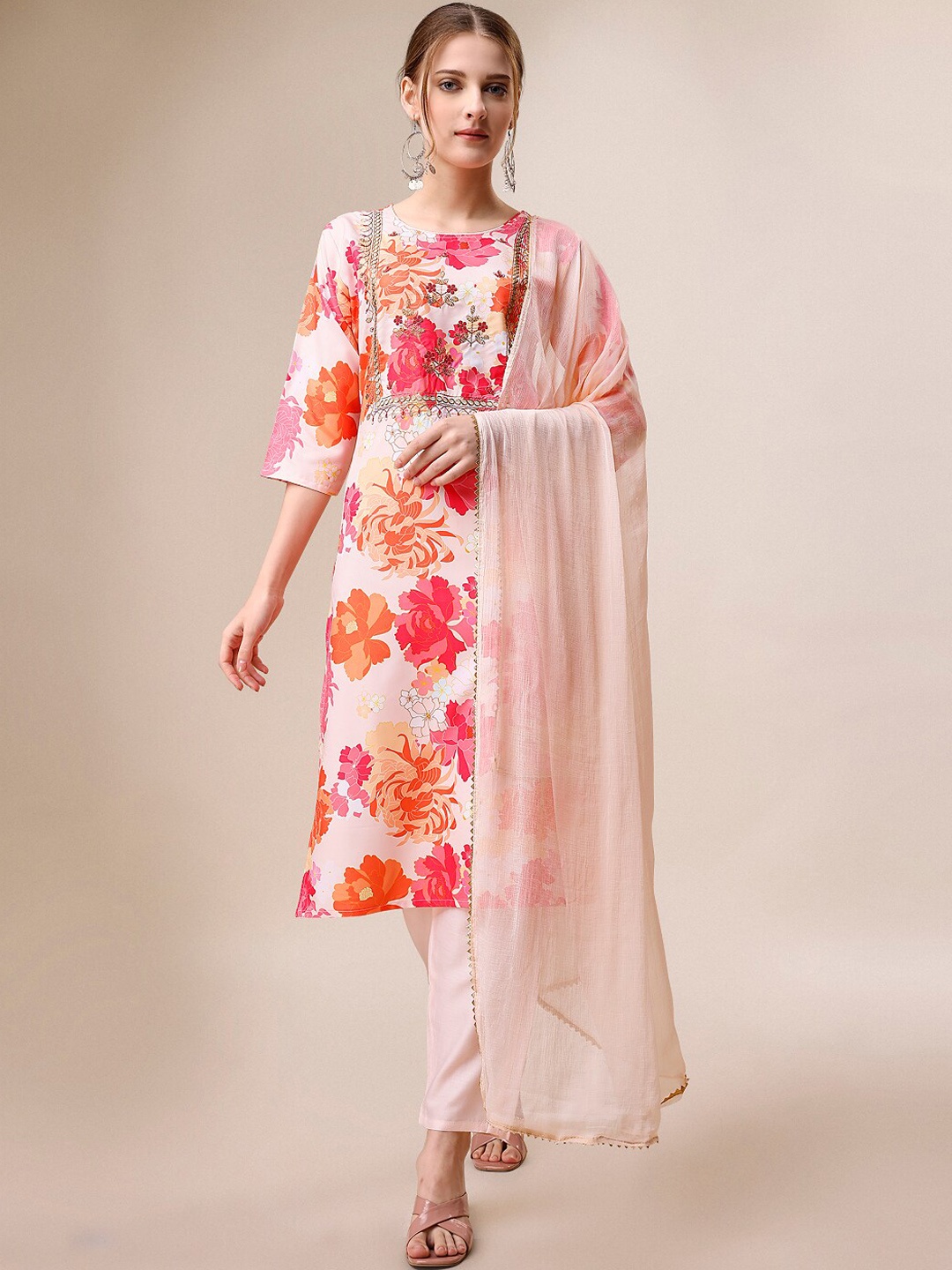 Mitera Cream-Coloured Floral Printed Gotta Patti Pure Cotton Kurta With Trousers & Dupatta
Mitera Cream-Coloured Floral Printed Gotta Patti Pure Cotton Kurta With Trousers & Dupatta