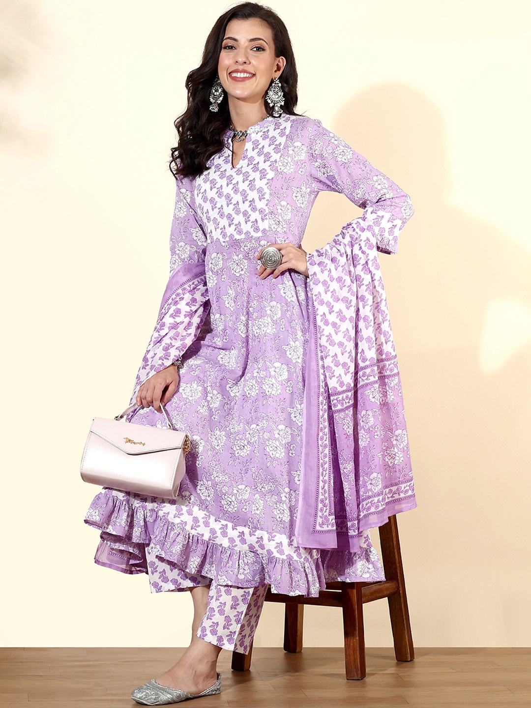 Anouk Ethnic Motifs Printed Regular Pure Cotton Kurta with Trousers & With Dupatta, Purple
Anouk Ethnic Motifs Printed Regular Pure Cotton Kurta with Trousers & With Dupatta, Purple