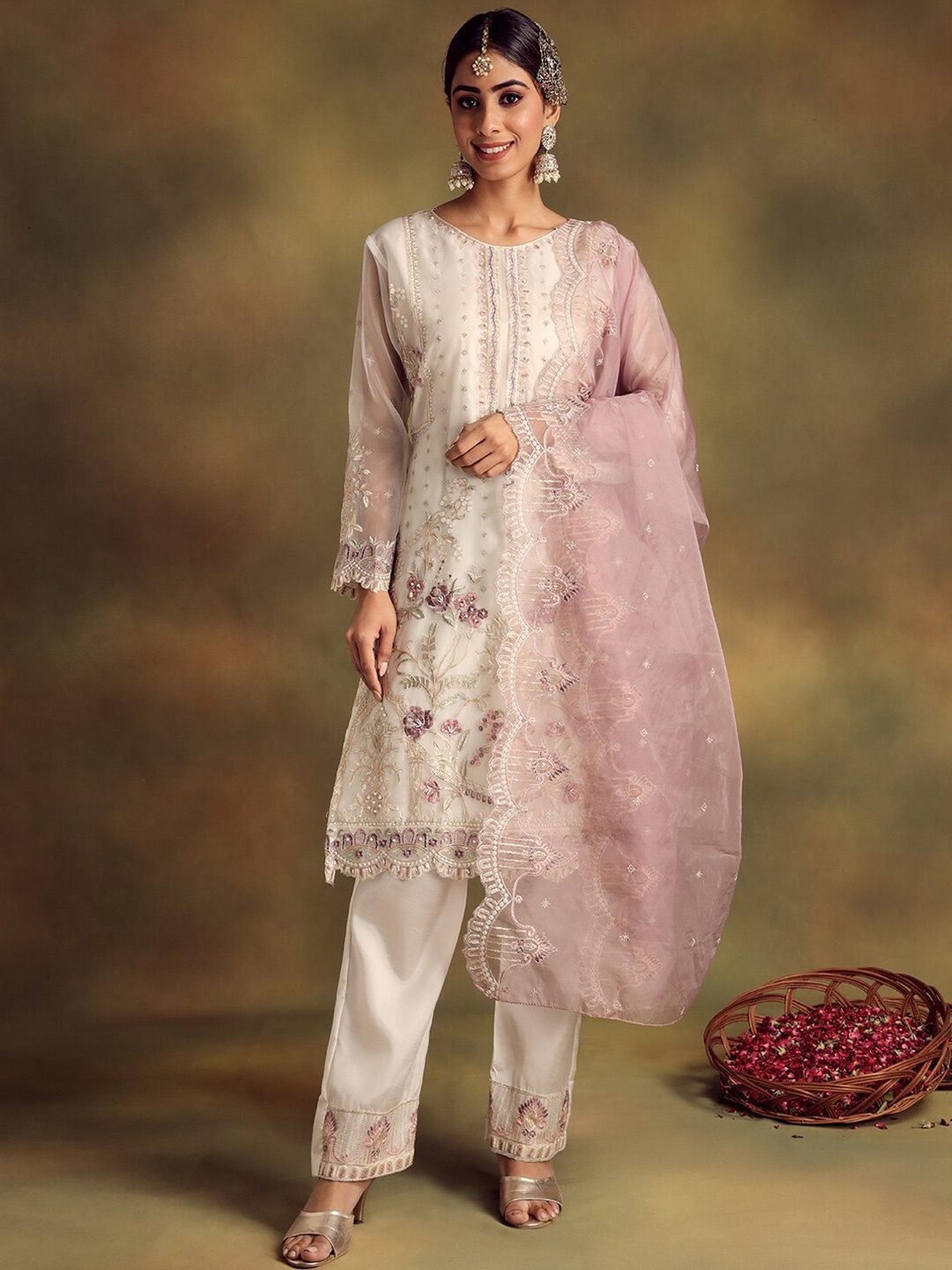 Readiprint Fashions Floral Embroidered Beads and Stones Unstitched Dress Material, White
Readiprint Fashions Floral Embroidered Beads and Stones Unstitched Dress Material, White