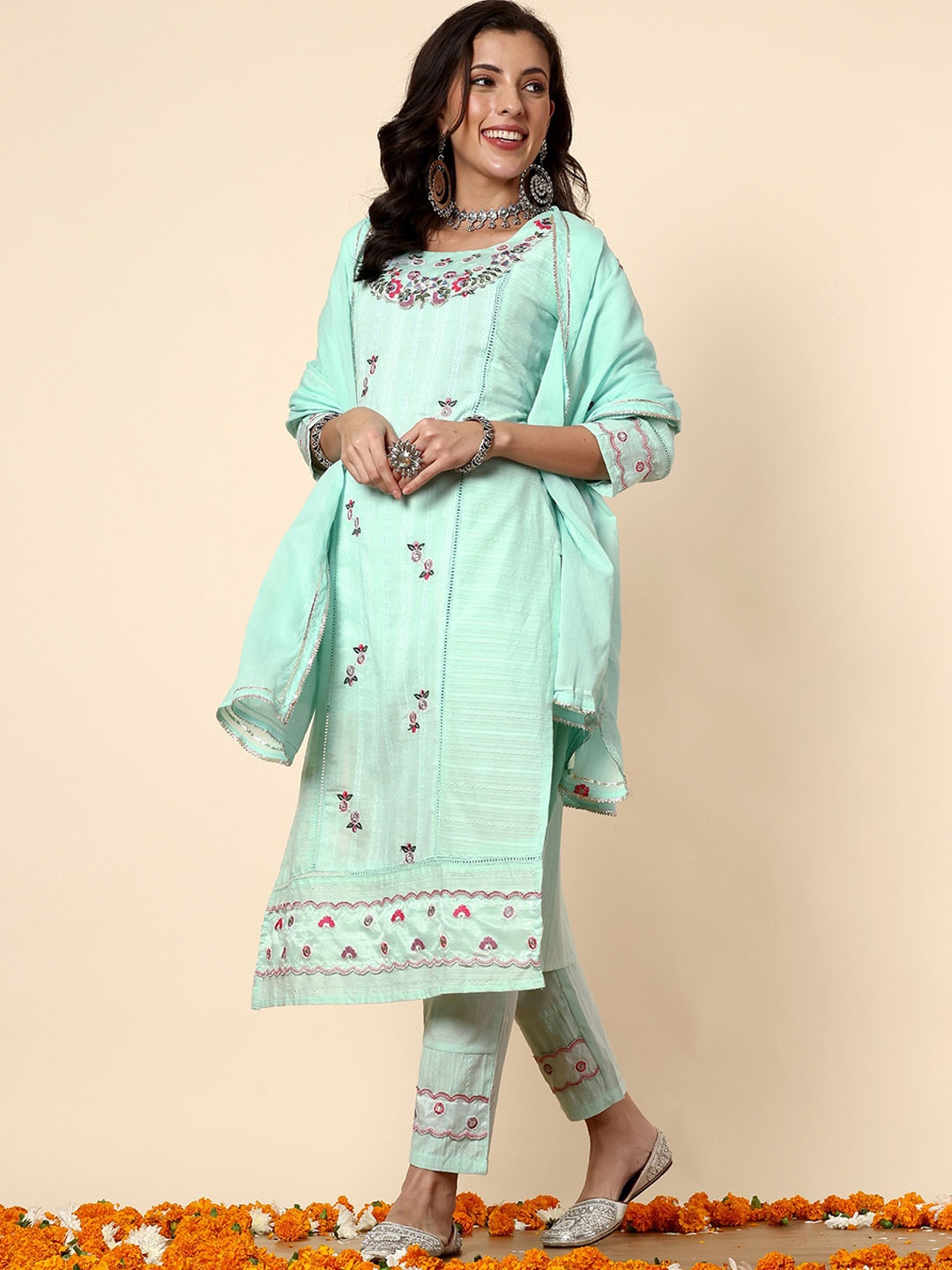 Anouk Floral Embroidered Pure Cotton Regular Kurta with Trousers & With Dupatta, Sea green
Anouk Floral Embroidered Pure Cotton Regular Kurta with Trousers & With Dupatta, Sea green