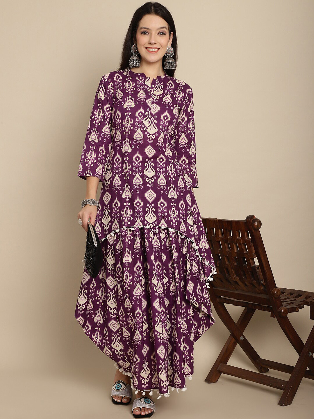 Kamayra Ethnic Motifs Printed Mandrain Collar Cotton Fusion A-Line Kurta & Dhoti Pants, Purple
Kamayra Ethnic Motifs Printed Mandrain Collar Cotton Fusion A-Line Kurta & Dhoti Pants, Purple