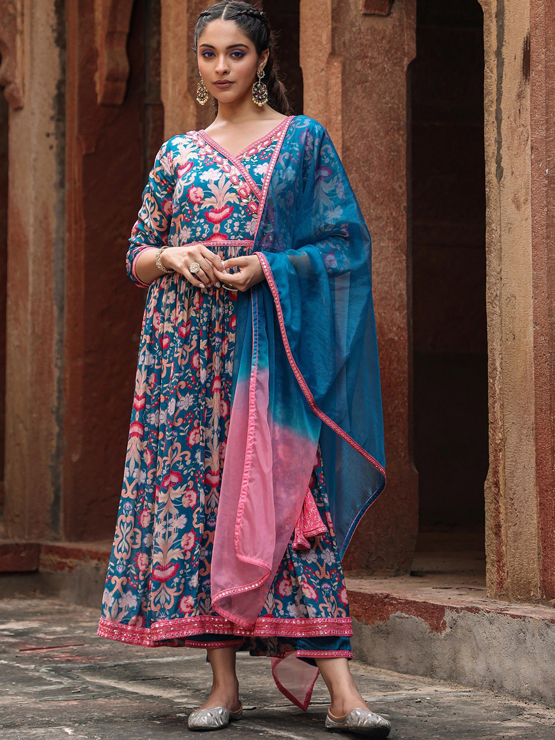 SCAKHI Floral Printed Angrakha Phulkari Silk Crepe Kurta with Trousers & Dupatta, Blue
SCAKHI Floral Printed Angrakha Phulkari Silk Crepe Kurta with Trousers & Dupatta, Blue