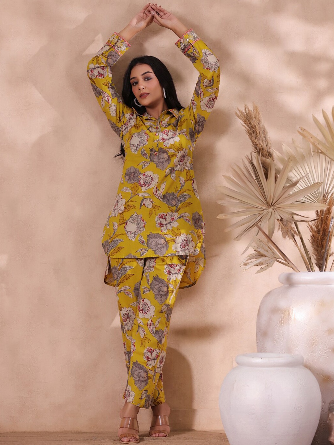 Ishin Floral Printed Shirt Collar Long Sleeve Mirror Work Pure Cotton Kurta Set, Mustard
Ishin Floral Printed Shirt Collar Long Sleeve Mirror Work Pure Cotton Kurta Set, Mustard