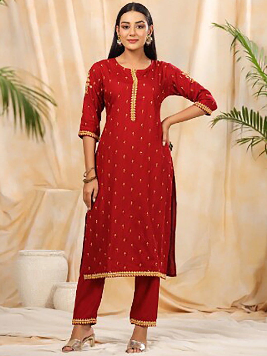 Anubhutee Women Black Ethnic Motifs Printed Regular Thread Work Pure Cotton Kurta with Trousers & With
Anubhutee Women Black Ethnic Motifs Printed Regular Thread Work Pure Cotton Kurta with Trousers & With