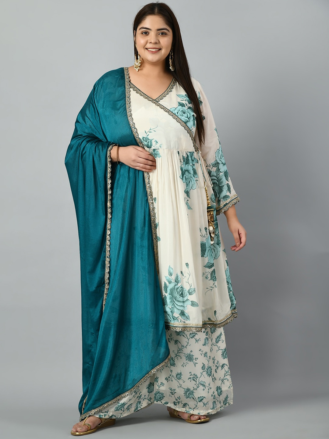 PrettyPlus by Desinoor.com Plus Size Floral Gotta Patti Kurta & Palazzos With Dupatta, Turquoise blue
PrettyPlus by Desinoor.com Plus Size Floral Gotta Patti Kurta & Palazzos With Dupatta, Turquoise blue
