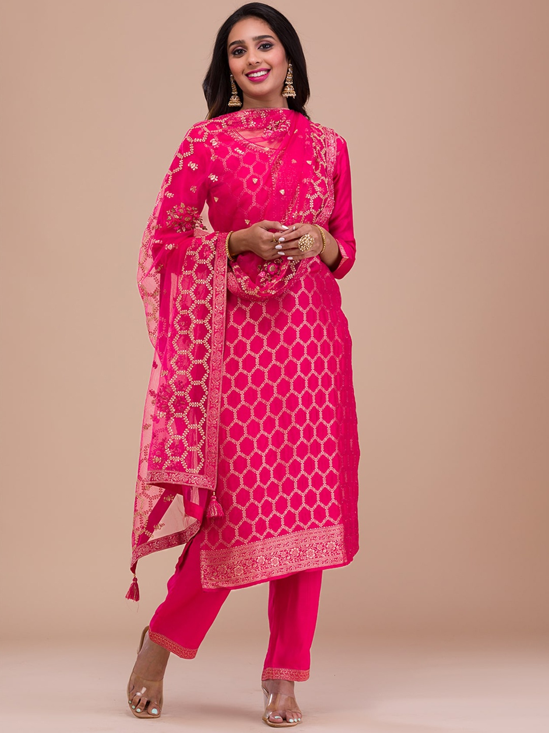 Koskii Ethnic Motifs Woven Designed Zari Regular Kurta With Trousers & Dupatta, Pink
Koskii Ethnic Motifs Woven Designed Zari Regular Kurta With Trousers & Dupatta, Pink