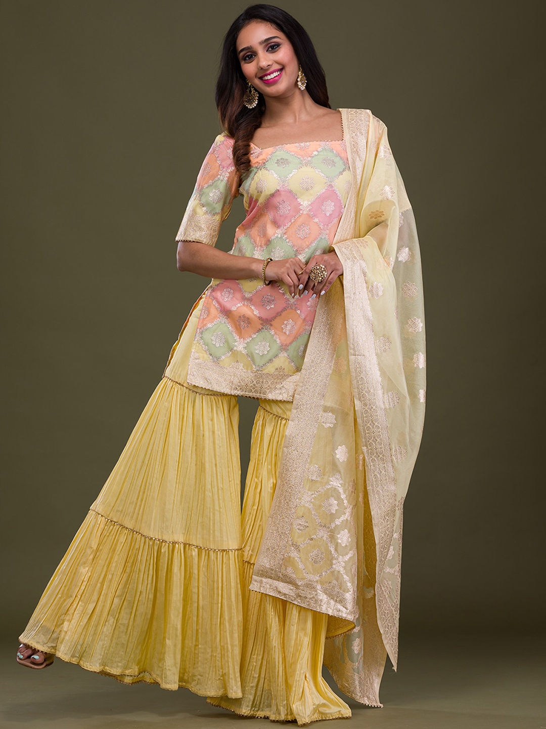 Koskii Ethnic Motifs Woven Designed Zari Regular Kurti With Sharara & Dupatta, Beige
Koskii Ethnic Motifs Woven Designed Zari Regular Kurti With Sharara & Dupatta, Beige