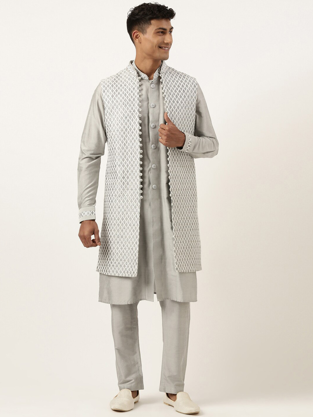TheEthnic.Co Men Art Silk Regular Kurta with Pyjamas & Embroidered Long Jacket, Grey
TheEthnic.Co Men Art Silk Regular Kurta with Pyjamas & Embroidered Long Jacket, Grey