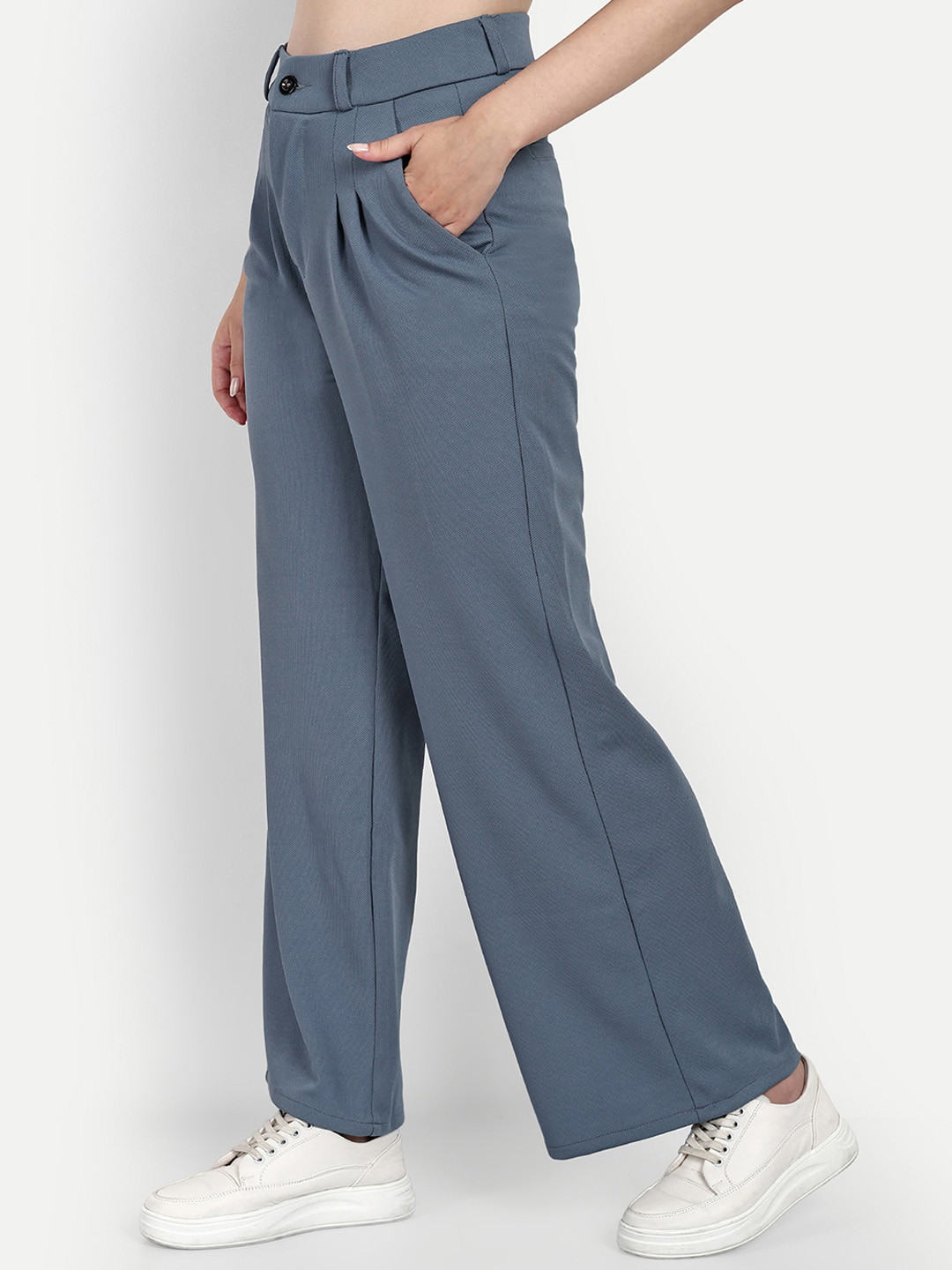 Next One Women Cotton Smart Loose Fit High-Rise Easy Wash Parallel Trousers, Grey
Next One Women Cotton Smart Loose Fit High-Rise Easy Wash Parallel Trousers, Grey