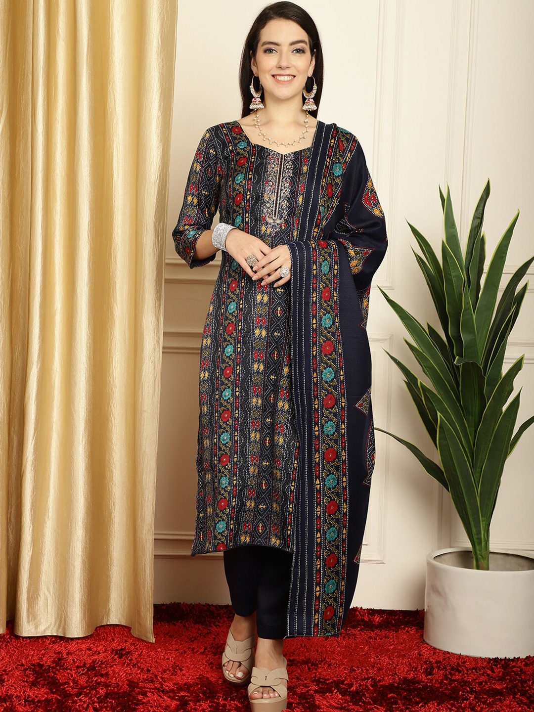 Stylee LIFESTYLE Ethnic Motifs Printed Pashmina Unstitched Dress Material, Navy blue
Stylee LIFESTYLE Ethnic Motifs Printed Pashmina Unstitched Dress Material, Navy blue