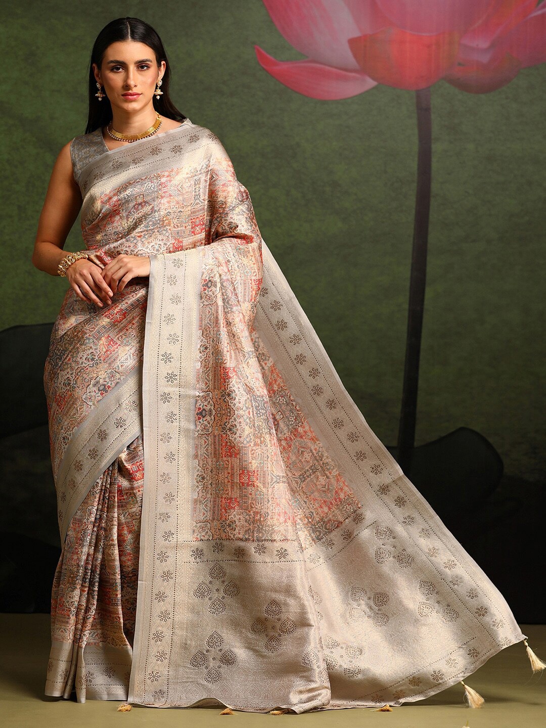 Saree mall Grey & Peach Ethnic Motifs Woven Design Beads and Stones Pure Silk Sarees
Saree mall Grey & Peach Ethnic Motifs Woven Design Beads and Stones Pure Silk Sarees