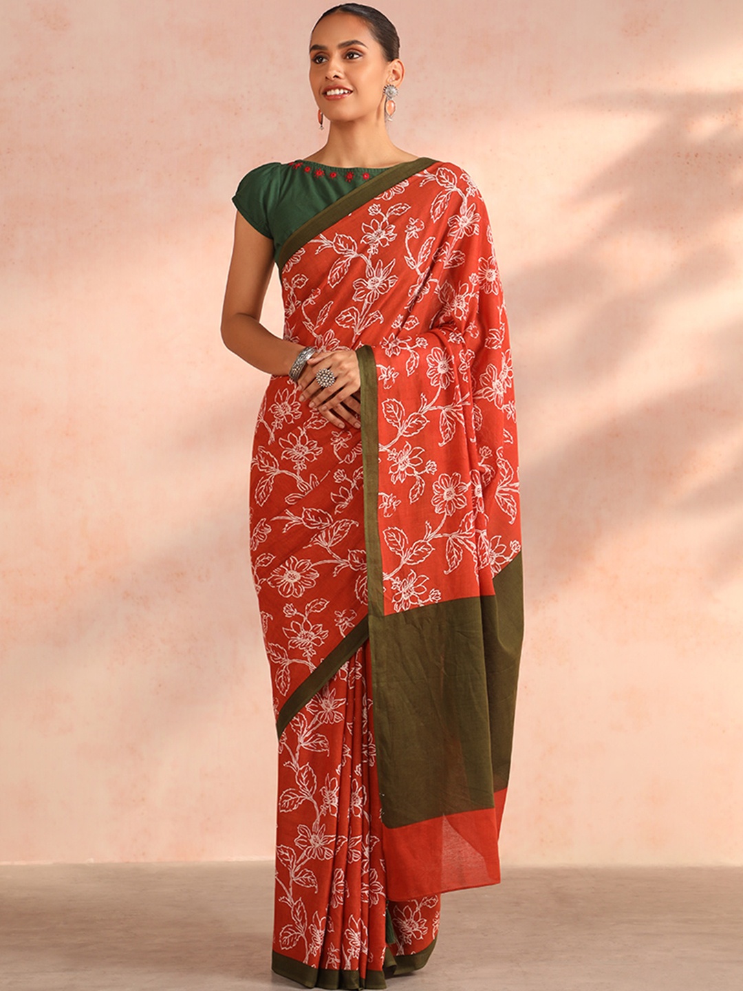Taneira Floral Printed Pure Cotton Saree, Orange