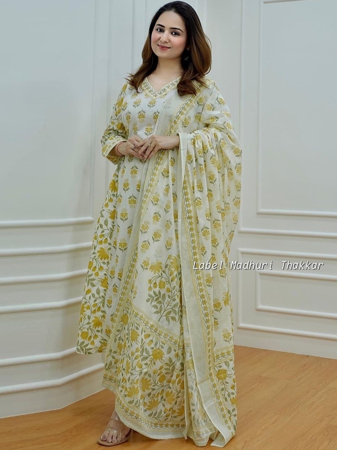 KALINI Floral Printed Sequinned Pure Cotton Anarkali Kurta With Trousers & Dupatta, Yellow
KALINI Floral Printed Sequinned Pure Cotton Anarkali Kurta With Trousers & Dupatta, Yellow