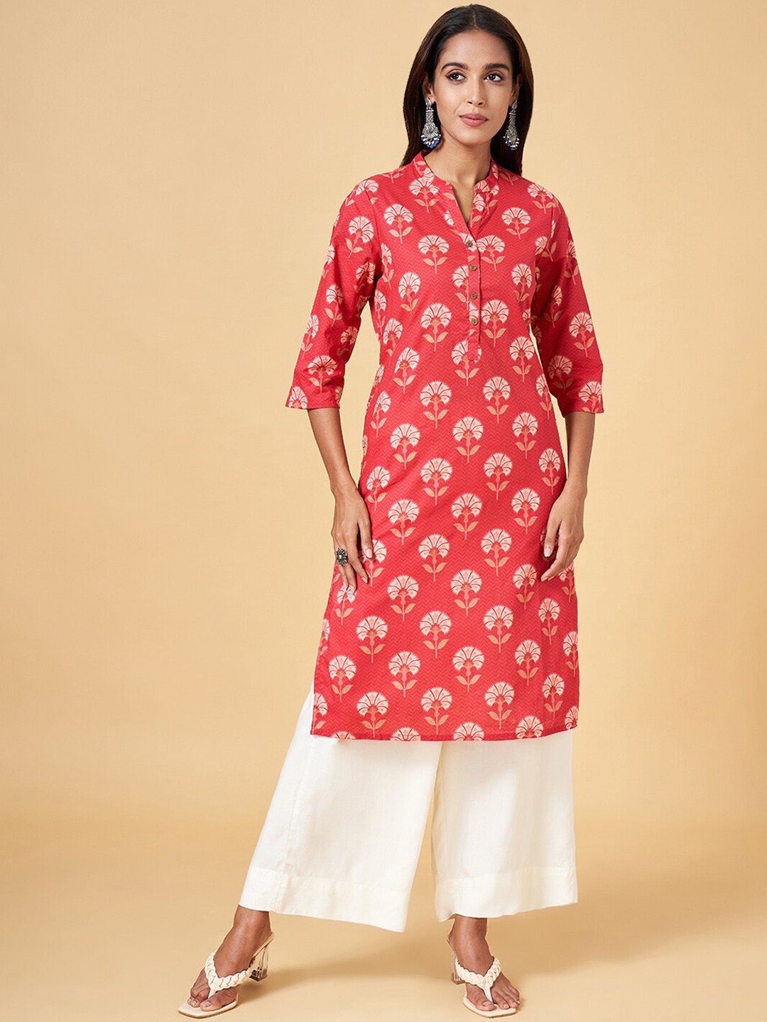 RANGMANCH BY PANTALOONS Ethnic Motifs Printed Mandarin Collar Cotton Straight Kurta, Coral
RANGMANCH BY PANTALOONS Ethnic Motifs Printed Mandarin Collar Cotton Straight Kurta, Coral