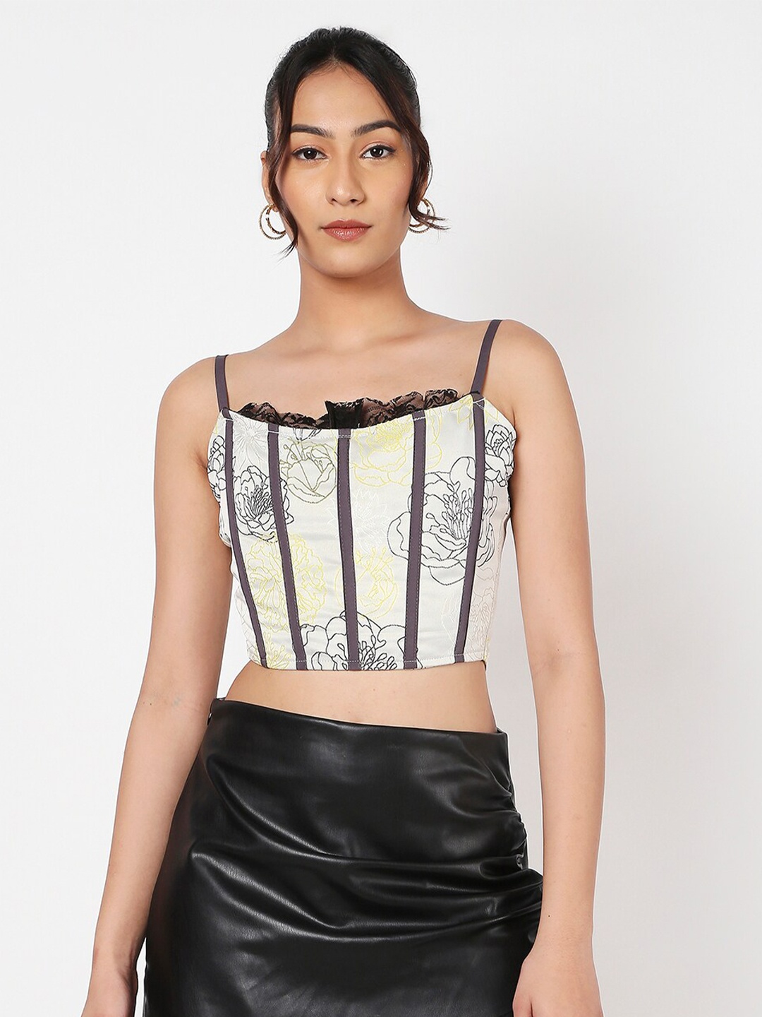 LIYOKKI Floral Printed Shoulder Straps Lace Inserts Styled Back Crop Top, White
LIYOKKI Floral Printed Shoulder Straps Lace Inserts Styled Back Crop Top, White
