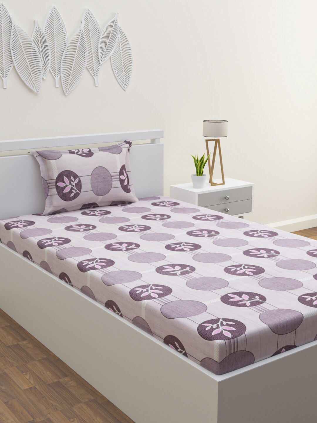 HERE&NOW Purple & Pink Ethnic Motifs Cotton 120 TC Single Bedsheet With 1 Pillow Cover
HERE&NOW Purple & Pink Ethnic Motifs Cotton 120 TC Single Bedsheet With 1 Pillow Cover