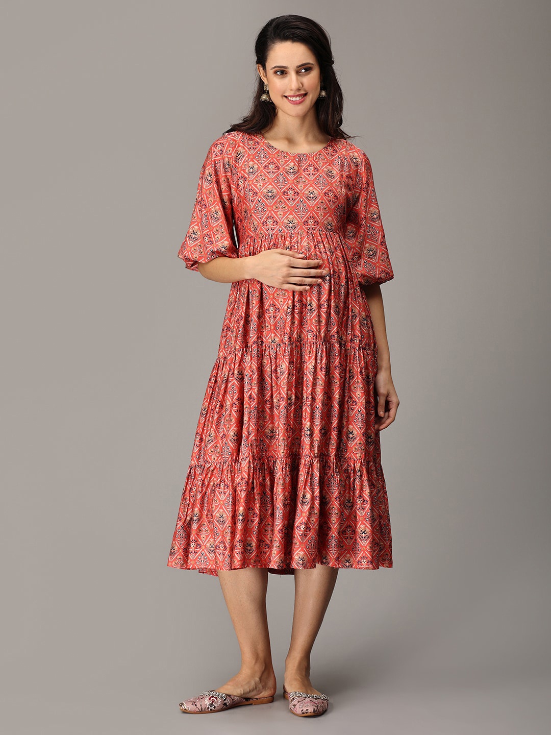The Mom Store Peach-Coloured, Blue & White Ethnic Motifs Printed Maternity Ethnic Dress
The Mom Store Peach-Coloured, Blue & White Ethnic Motifs Printed Maternity Ethnic Dress