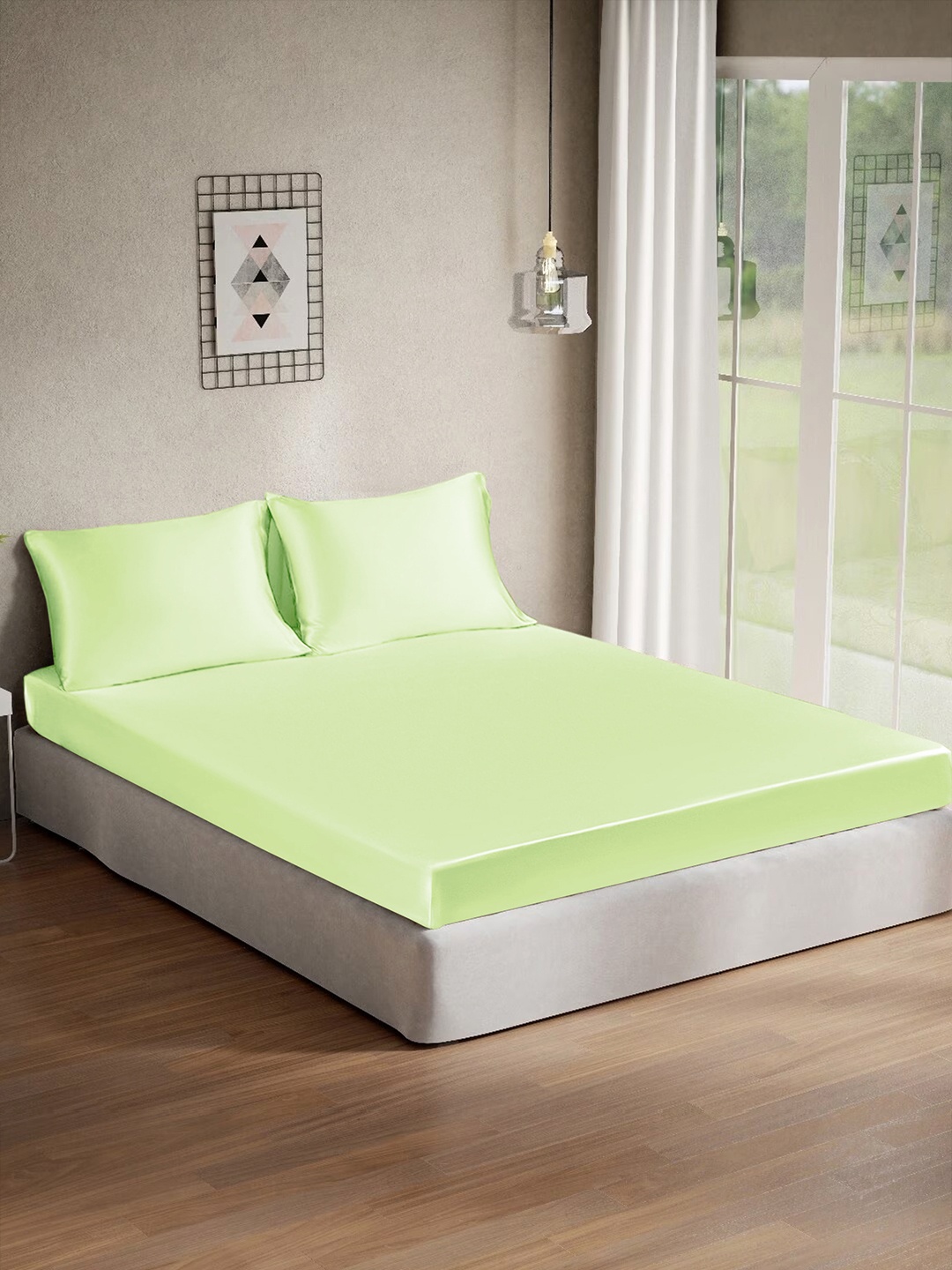 Cloth Fusion Lime Yellow 120 TC Silk Satin King Bedsheet with 2 Pillow Covers
Cloth Fusion Lime Yellow 120 TC Silk Satin King Bedsheet with 2 Pillow Covers