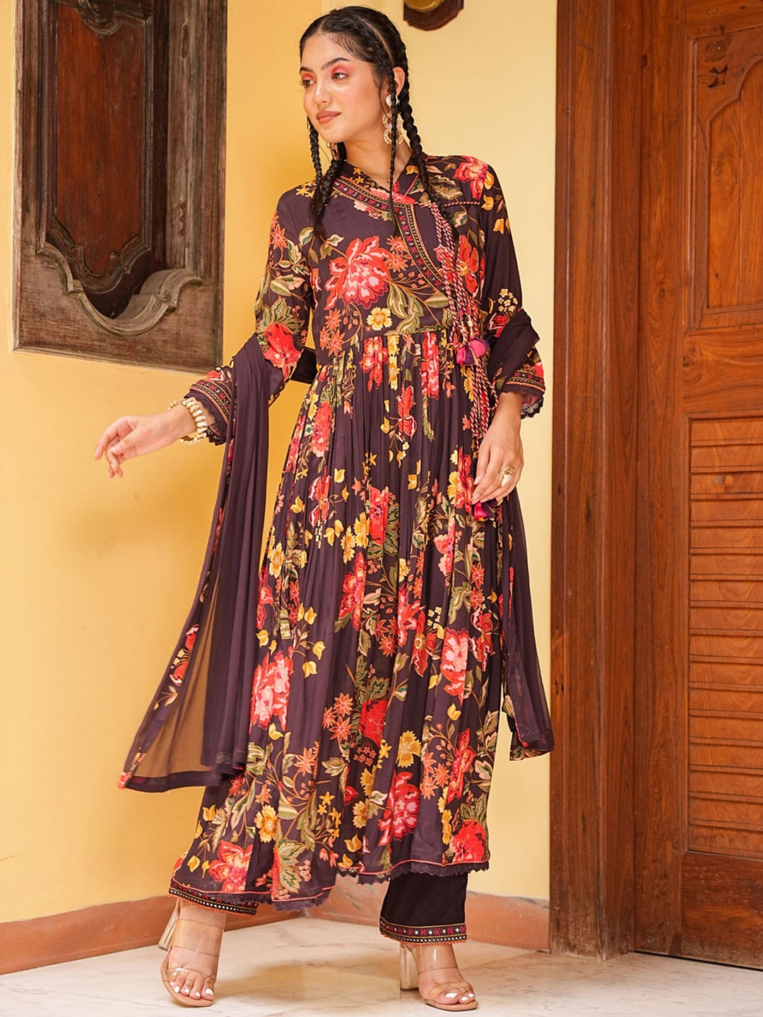 FASHION DWAR Floral Printed Angrakha Thread Work Kurta with Trousers & With Dupatta, Purple
FASHION DWAR Floral Printed Angrakha Thread Work Kurta with Trousers & With Dupatta, Purple