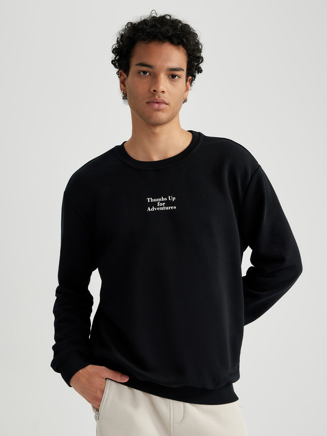 DeFacto Typography Printed Round Neck Pullover, Black
DeFacto Typography Printed Round Neck Pullover, Black
