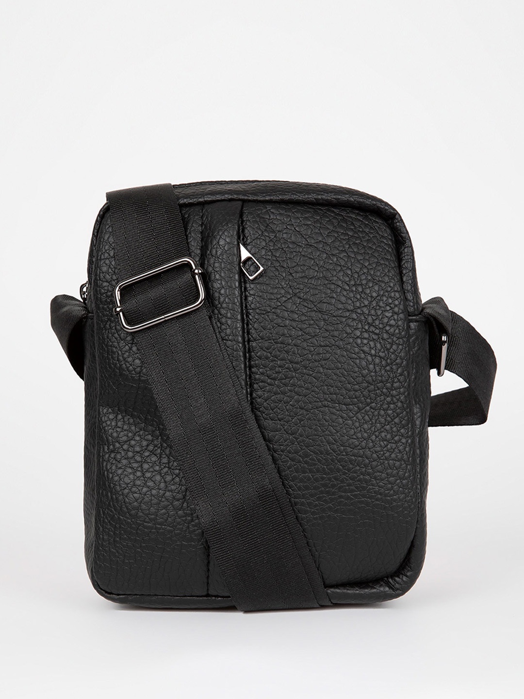DeFacto Men Polyester Waist Pouch, Black