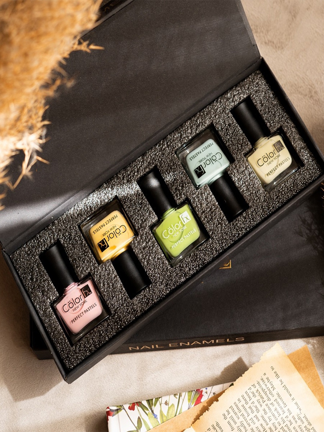 Color Fx Set Of 5 Perfect Stay Nail Enamel - 9ml Each-163-164-168-169-171, Lime green
Color Fx Set Of 5 Perfect Stay Nail Enamel - 9ml Each-163-164-168-169-171, Lime green