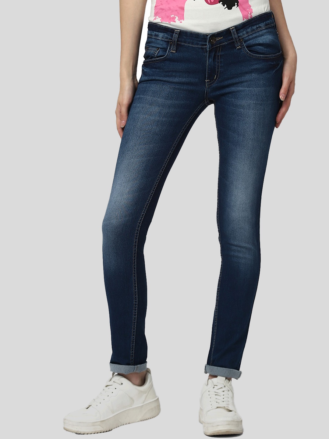 UrbanMark Women Mid-Rise Clean Look Slim Fit Heavy Fade Stretchable Jeans, Navy blue
UrbanMark Women Mid-Rise Clean Look Slim Fit Heavy Fade Stretchable Jeans, Navy blue