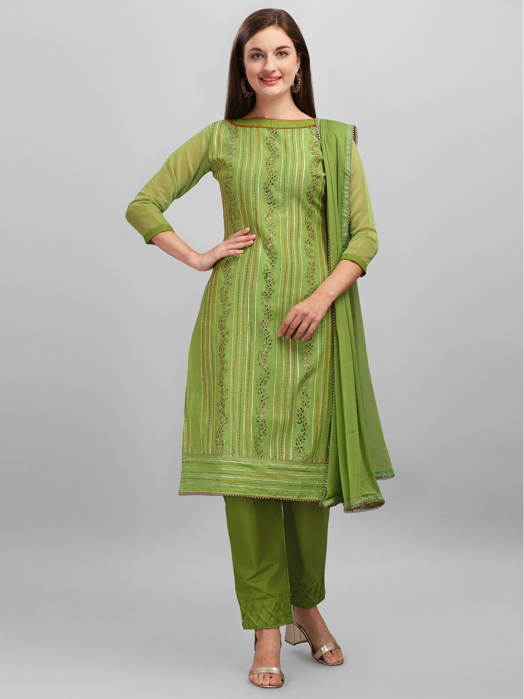 DIVASTRI Geometric Embroidered Beads & Stones Gotta Patti Unstitched Dress Material, Green
DIVASTRI Geometric Embroidered Beads & Stones Gotta Patti Unstitched Dress Material, Green