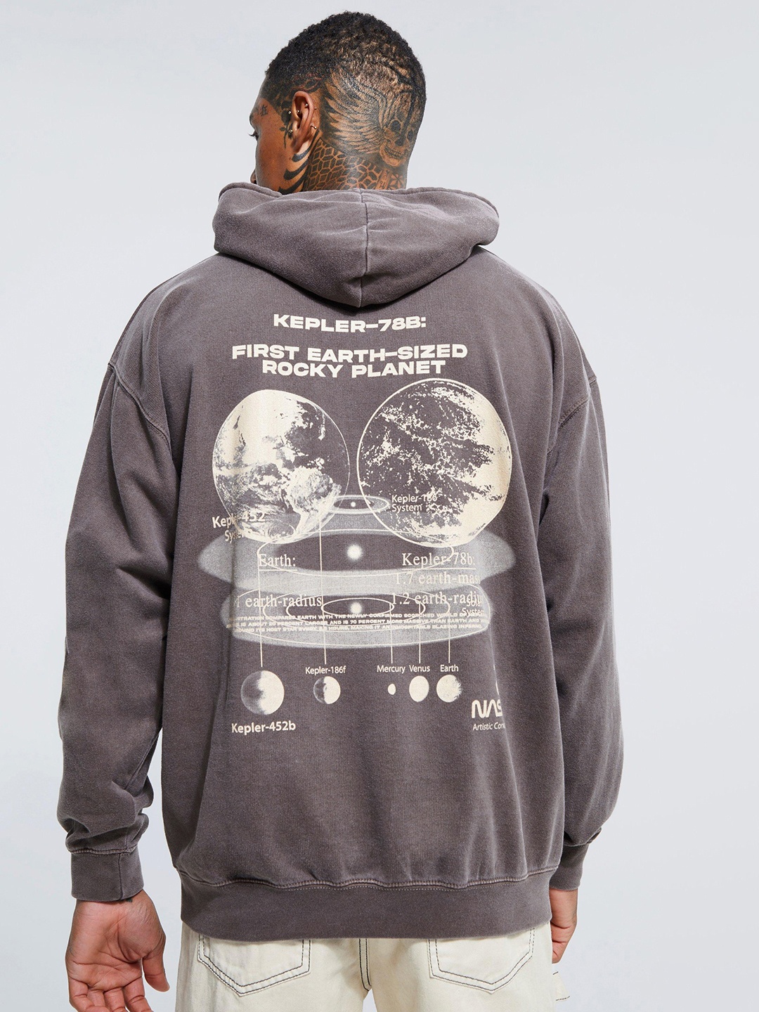 boohooMAN Graphic Printed Hooded Oversized Overdye Sweatshirt With Kangaroo Pocket, Brown
boohooMAN Graphic Printed Hooded Oversized Overdye Sweatshirt With Kangaroo Pocket, Brown