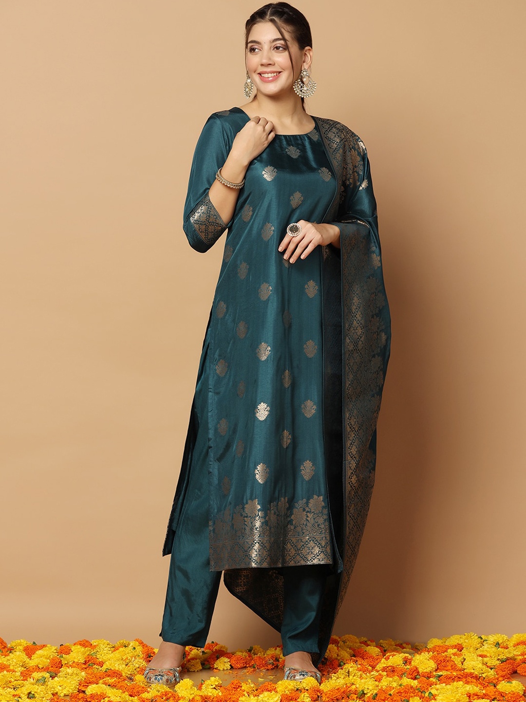 FASHION DREAM Ethnic Motifs Woven Design Jacquard Kurta With Trousers & Dupatta, Teal
FASHION DREAM Ethnic Motifs Woven Design Jacquard Kurta With Trousers & Dupatta, Teal