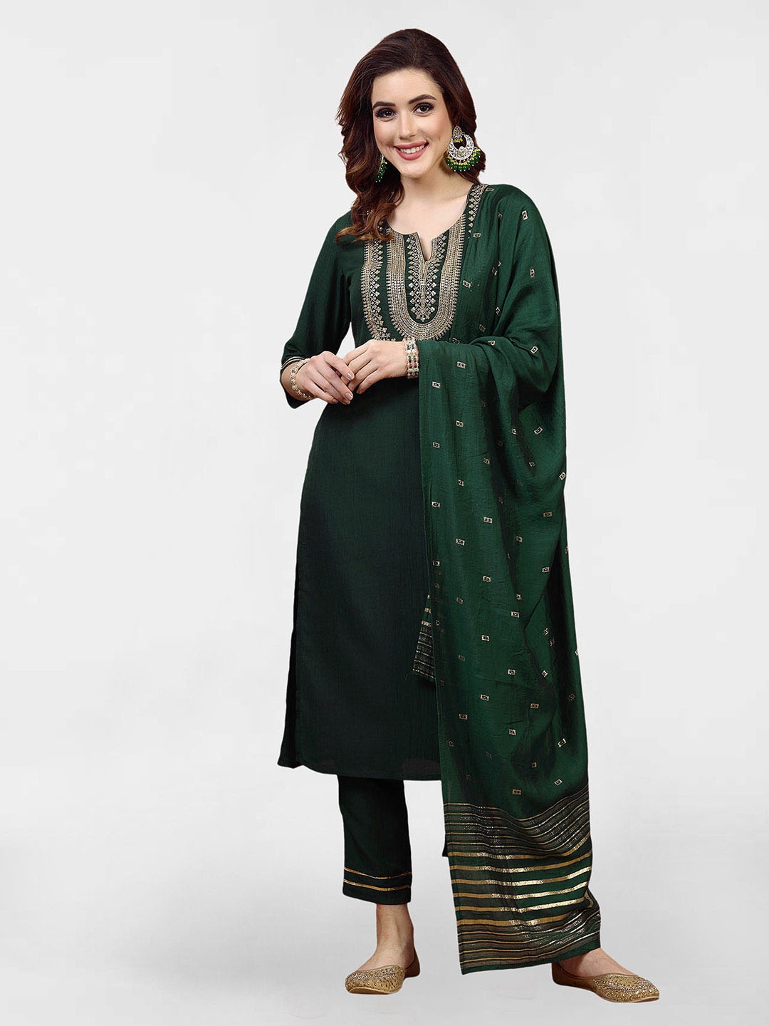 KALINI Ethnic Motifs Yoke Design Thread Work Straight Kurta & Trousers With Dupatta, Green
KALINI Ethnic Motifs Yoke Design Thread Work Straight Kurta & Trousers With Dupatta, Green