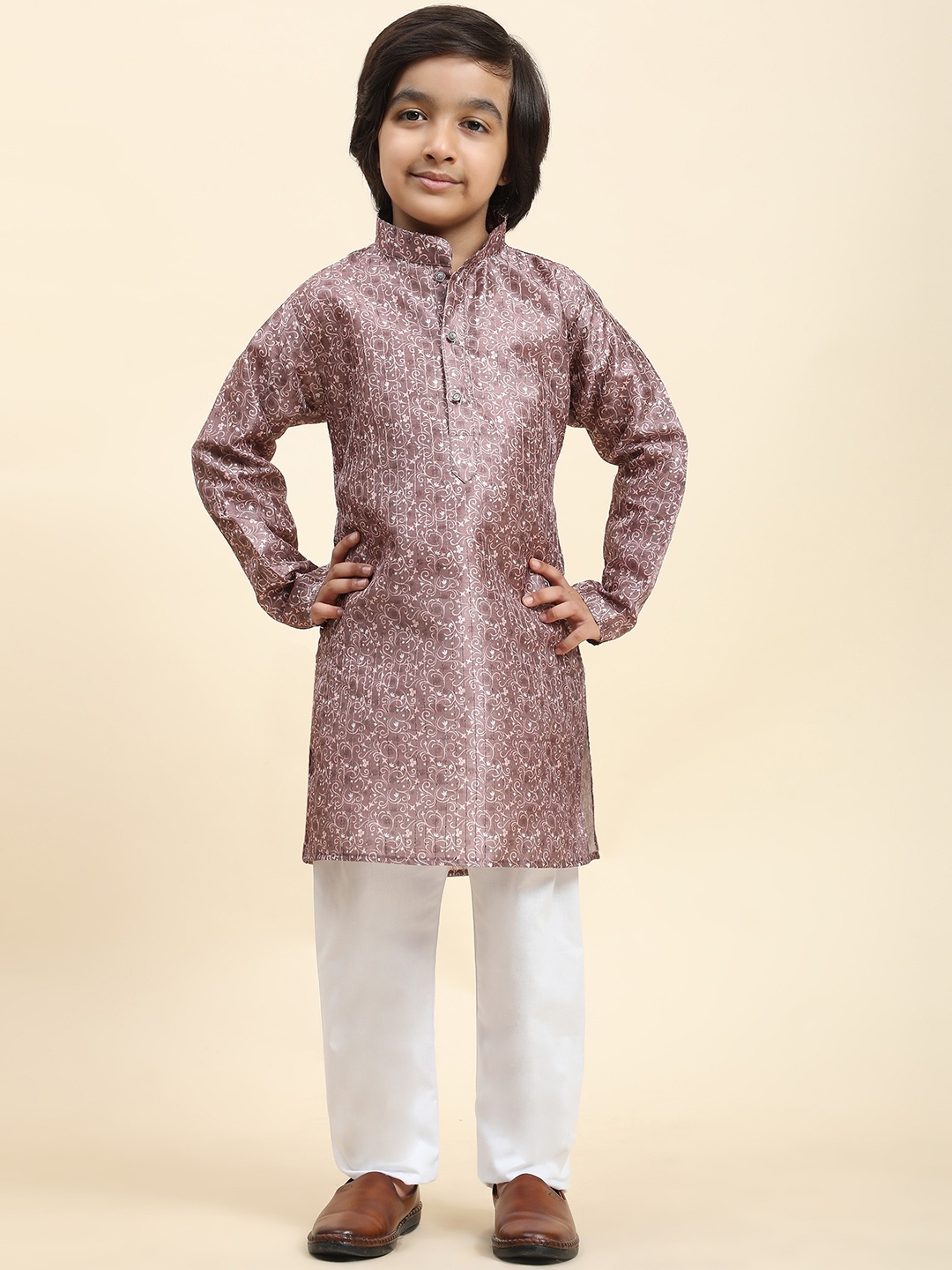 Pro-Ethic STYLE DEVELOPER Boys Ethnic Motifs Printed Regular Kurta With Pyjamas, Pink
Pro-Ethic STYLE DEVELOPER Boys Ethnic Motifs Printed Regular Kurta With Pyjamas, Pink
