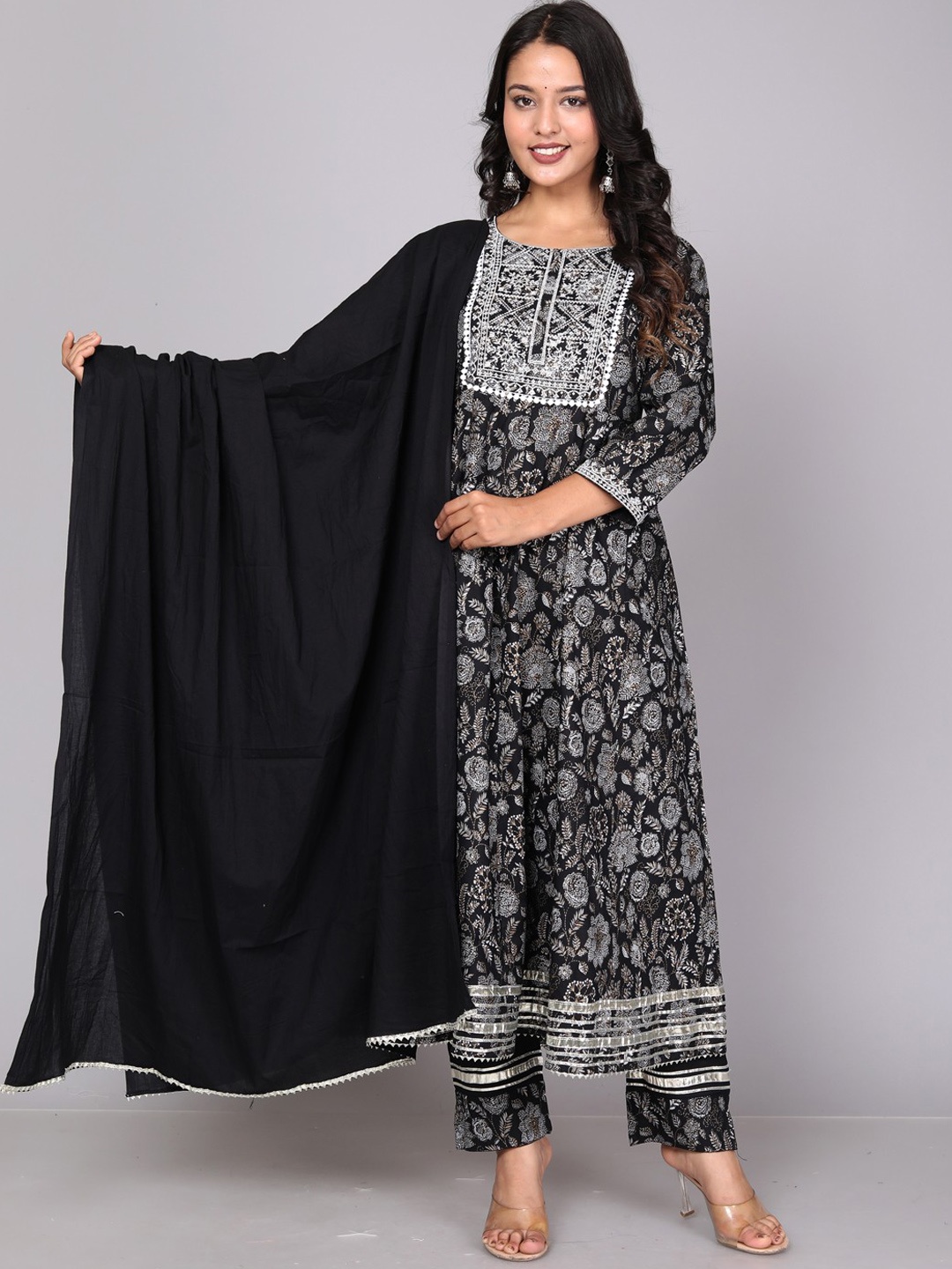 Miramaar Floral Printed Gotta Patti Regular Pure Cotton Kurta With Trousers & Dupatta, Black
Miramaar Floral Printed Gotta Patti Regular Pure Cotton Kurta With Trousers & Dupatta, Black