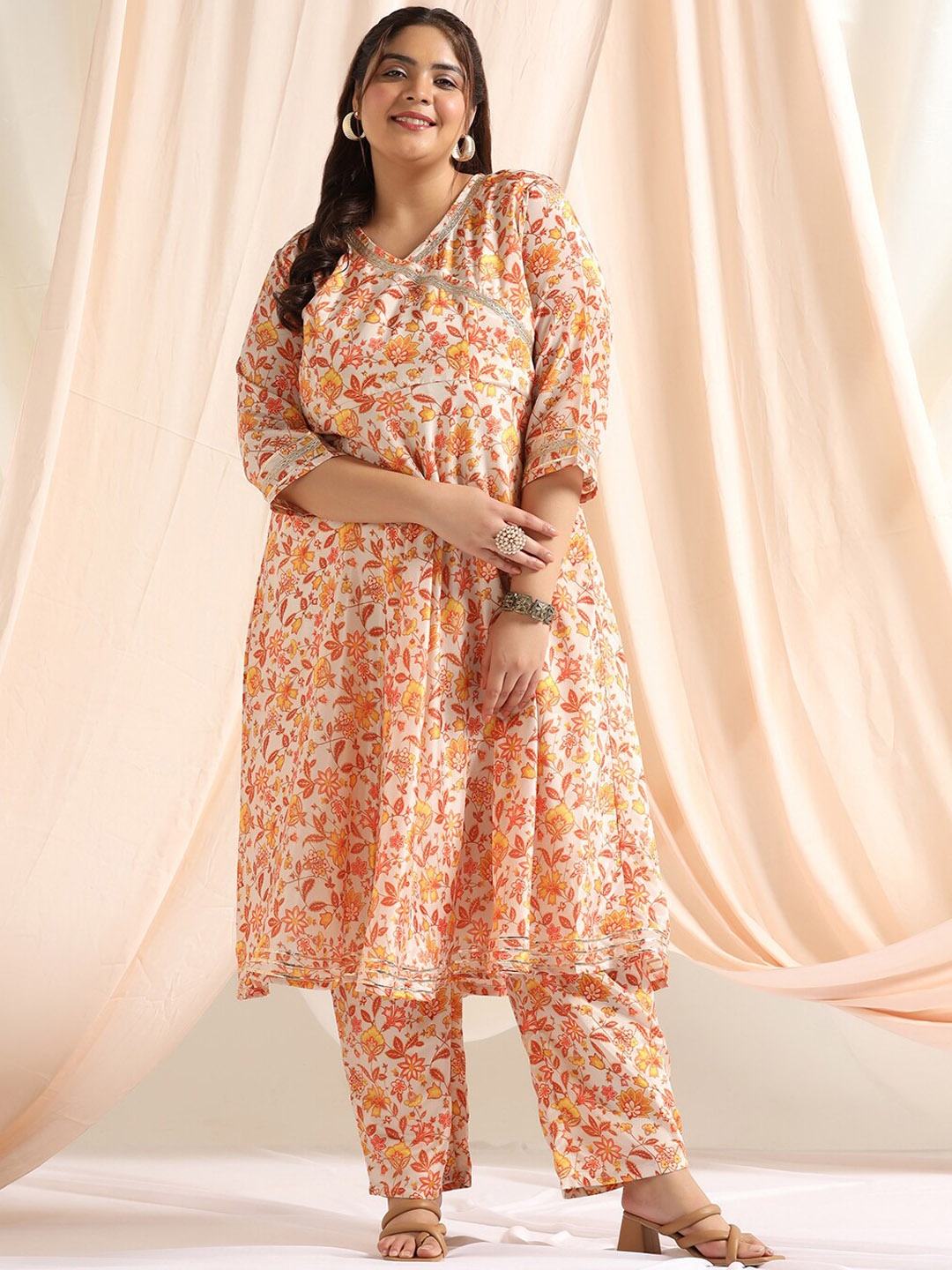 FASHION DREAM Plus Size Floral Printed Angrakha Gotta Patti Kurta With Trousers, Yellow
FASHION DREAM Plus Size Floral Printed Angrakha Gotta Patti Kurta With Trousers, Yellow