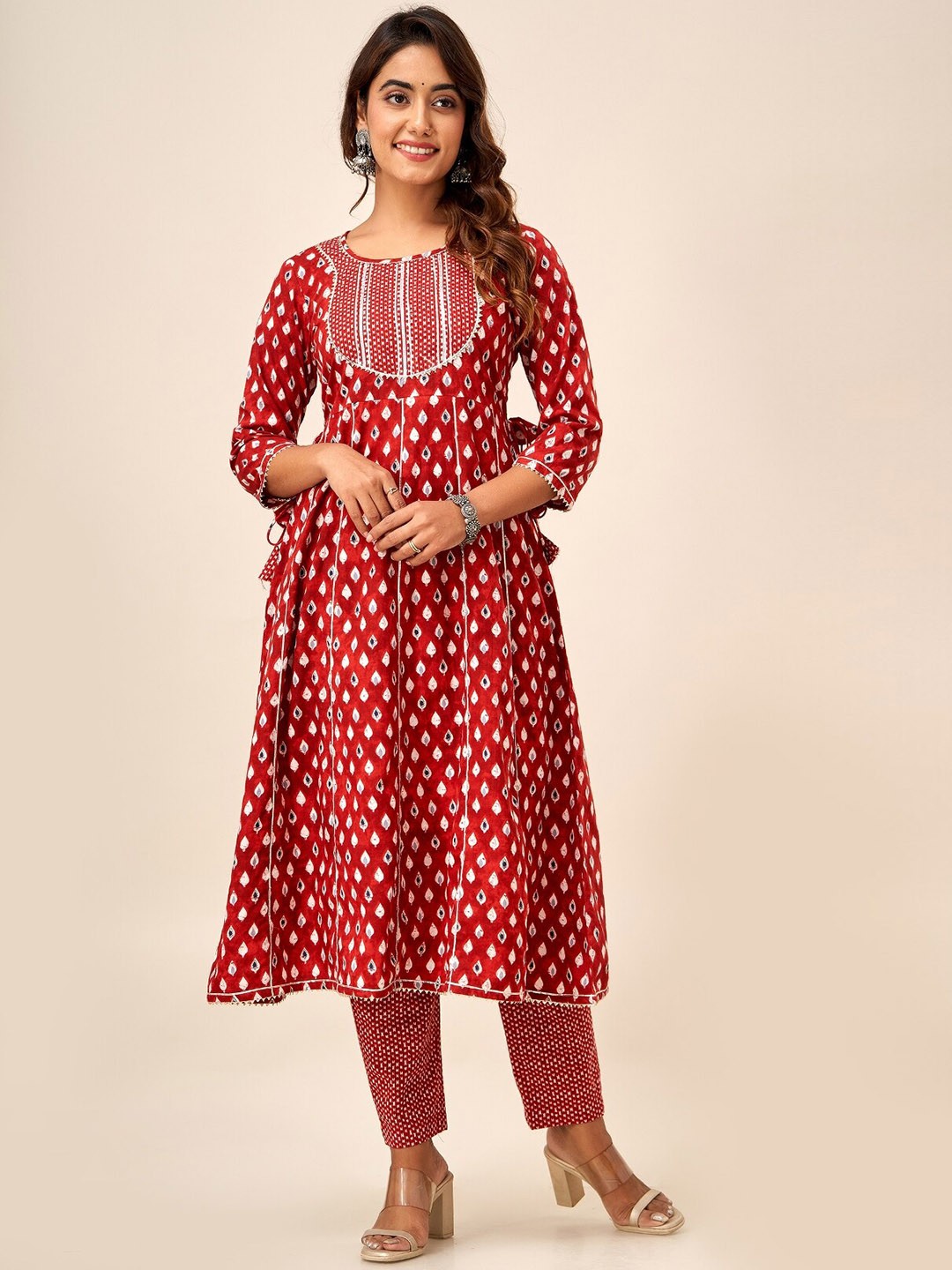 SVARCHI Ethnic Motifs Printed Gotta Patti Pure Cotton Anarkali Kurta With Trouser, Red
SVARCHI Ethnic Motifs Printed Gotta Patti Pure Cotton Anarkali Kurta With Trouser, Red