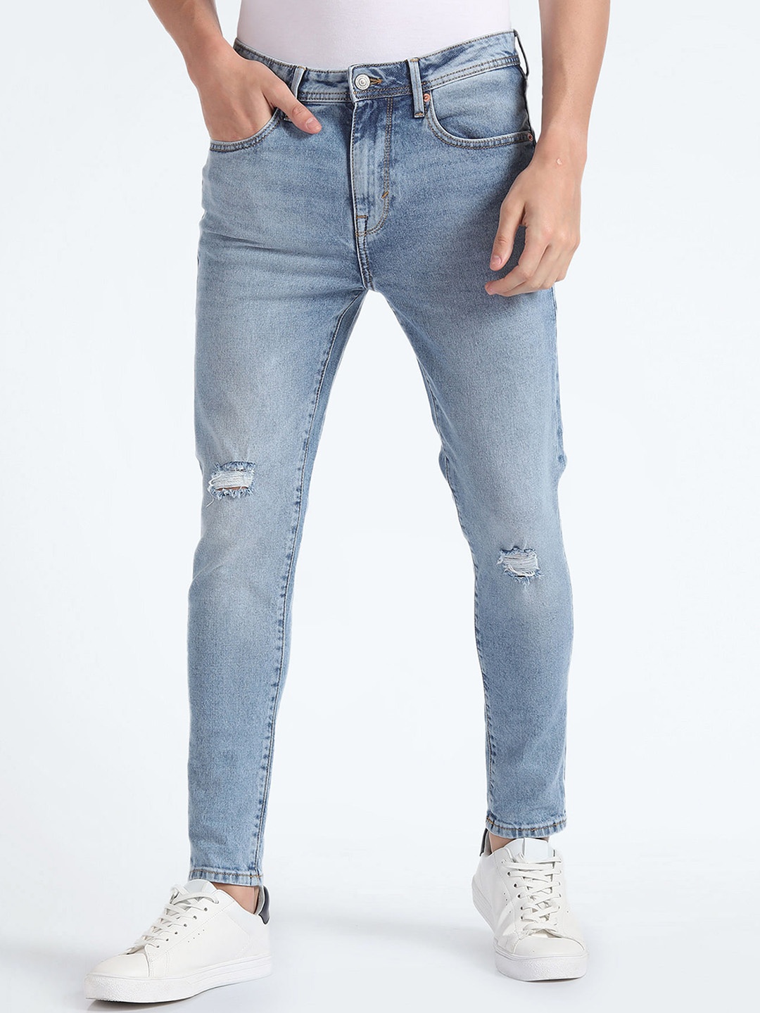 Flying Machine Men Blue Skinny Fit Mid Rise Mildly Distressed Light Fade Stretchable Jeans
Flying Machine Men Blue Skinny Fit Mid Rise Mildly Distressed Light Fade Stretchable Jeans