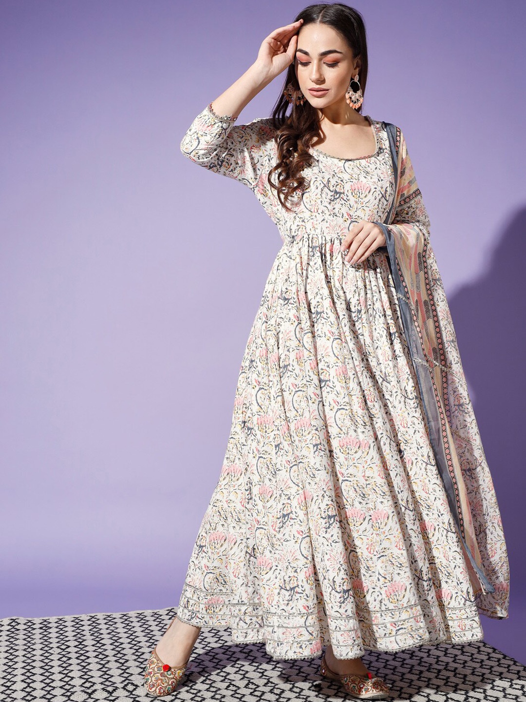 SCORPIUS Floral Printed Round Neck Pure Cotton Maxi Ethnic Dress With Dupatta, White
SCORPIUS Floral Printed Round Neck Pure Cotton Maxi Ethnic Dress With Dupatta, White