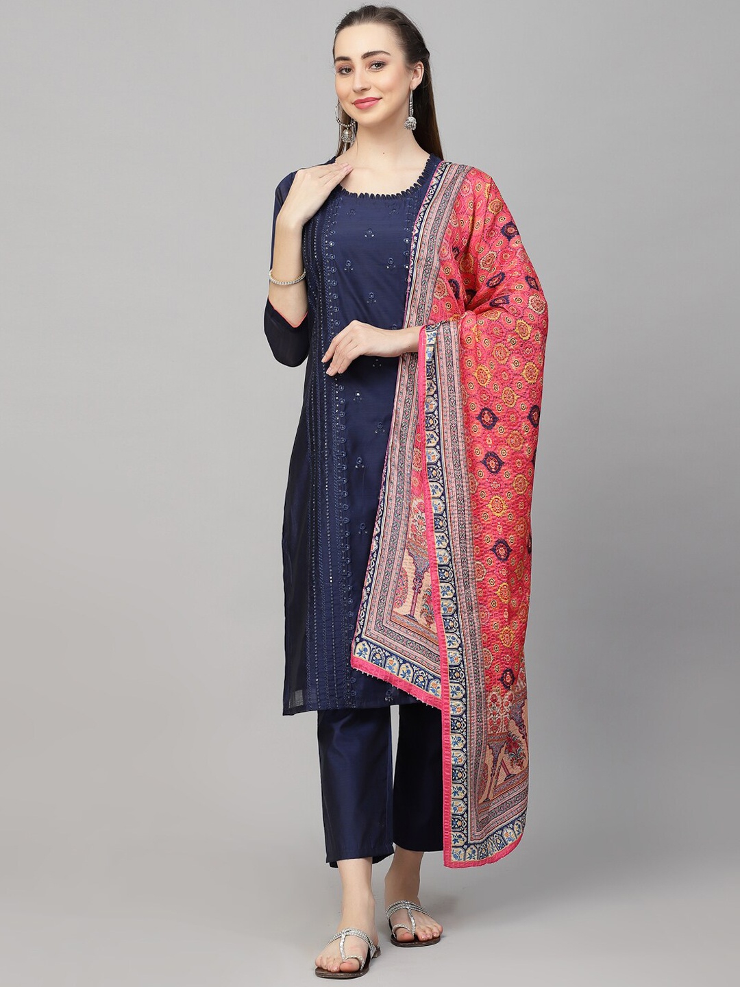 18 ATTITUDE Ethnic Motifs Embroidered Thread Work Chanderi Silk Kurta Set, Navy blue
18 ATTITUDE Ethnic Motifs Embroidered Thread Work Chanderi Silk Kurta Set, Navy blue