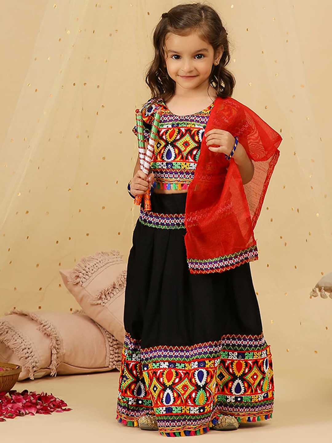 KID1 Girls Embroidered Thread Work Ready to Wear Lehenga & Blouse With Dupatta, Black
KID1 Girls Embroidered Thread Work Ready to Wear Lehenga & Blouse With Dupatta, Black