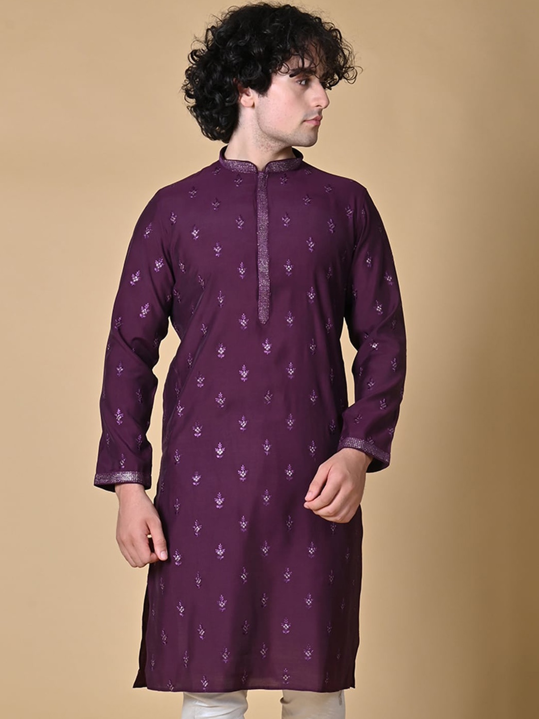 MAAHI FABS Floral Embroidered Mandarin Collar Regular Sequinned Kurta With Churidar, Purple
MAAHI FABS Floral Embroidered Mandarin Collar Regular Sequinned Kurta With Churidar, Purple
