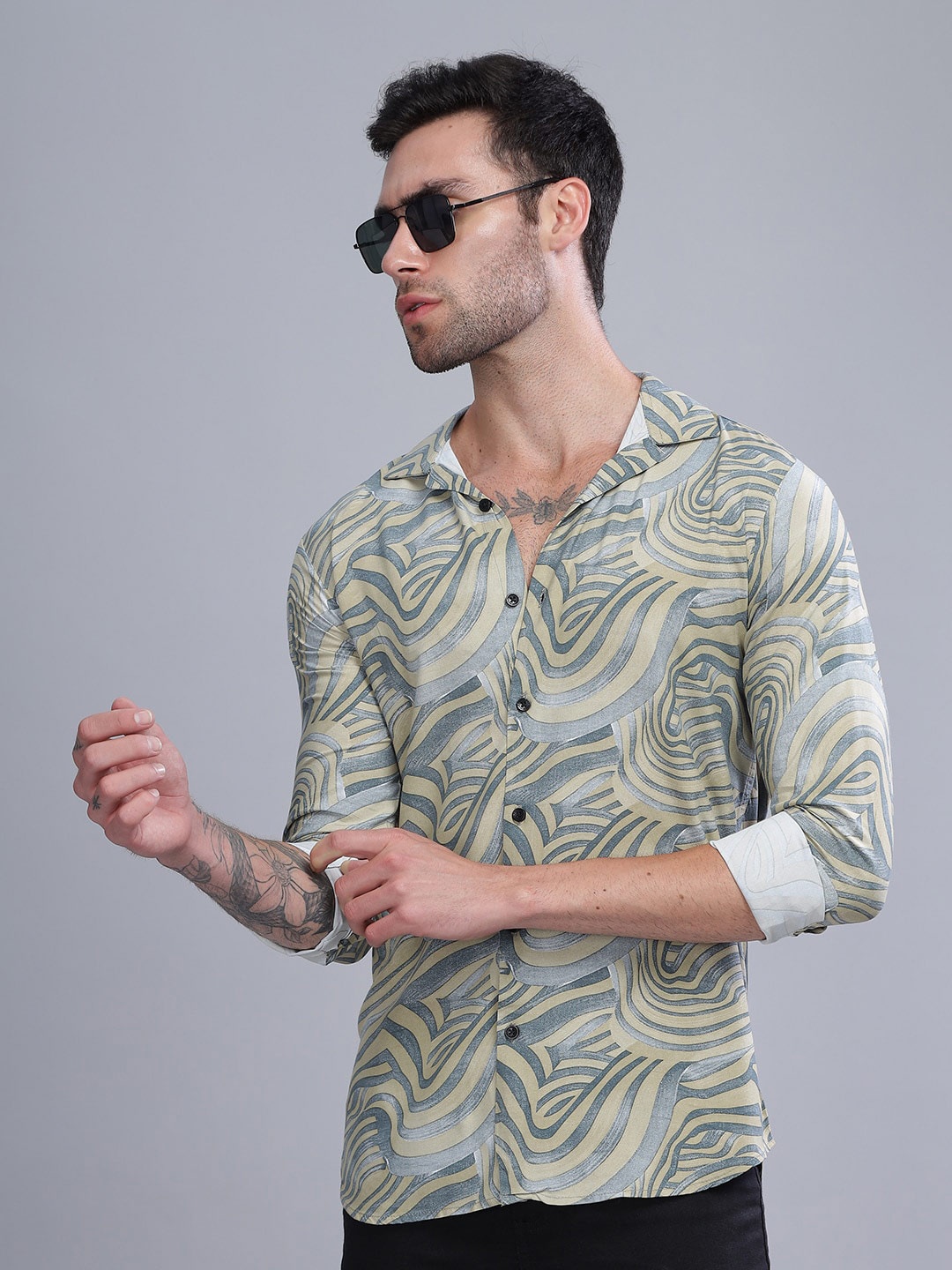 PAUL STREET Standard Slim Fit Abstract Printed Cuban Collar Long Sleeve Casual Shirt, Off white
PAUL STREET Standard Slim Fit Abstract Printed Cuban Collar Long Sleeve Casual Shirt, Off white
