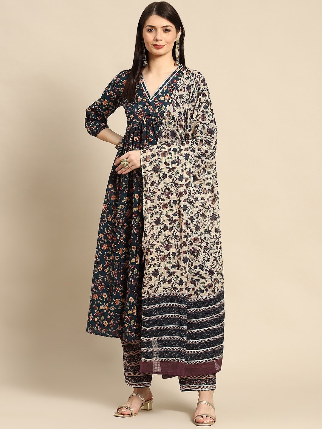 Collection Rj23 Women Teal Floral Printed Regular Gotta Patti Pure Cotton Kurta with Palazzos & With Dupatta
Collection Rj23 Women Teal Floral Printed Regular Gotta Patti Pure Cotton Kurta with Palazzos & With Dupatta