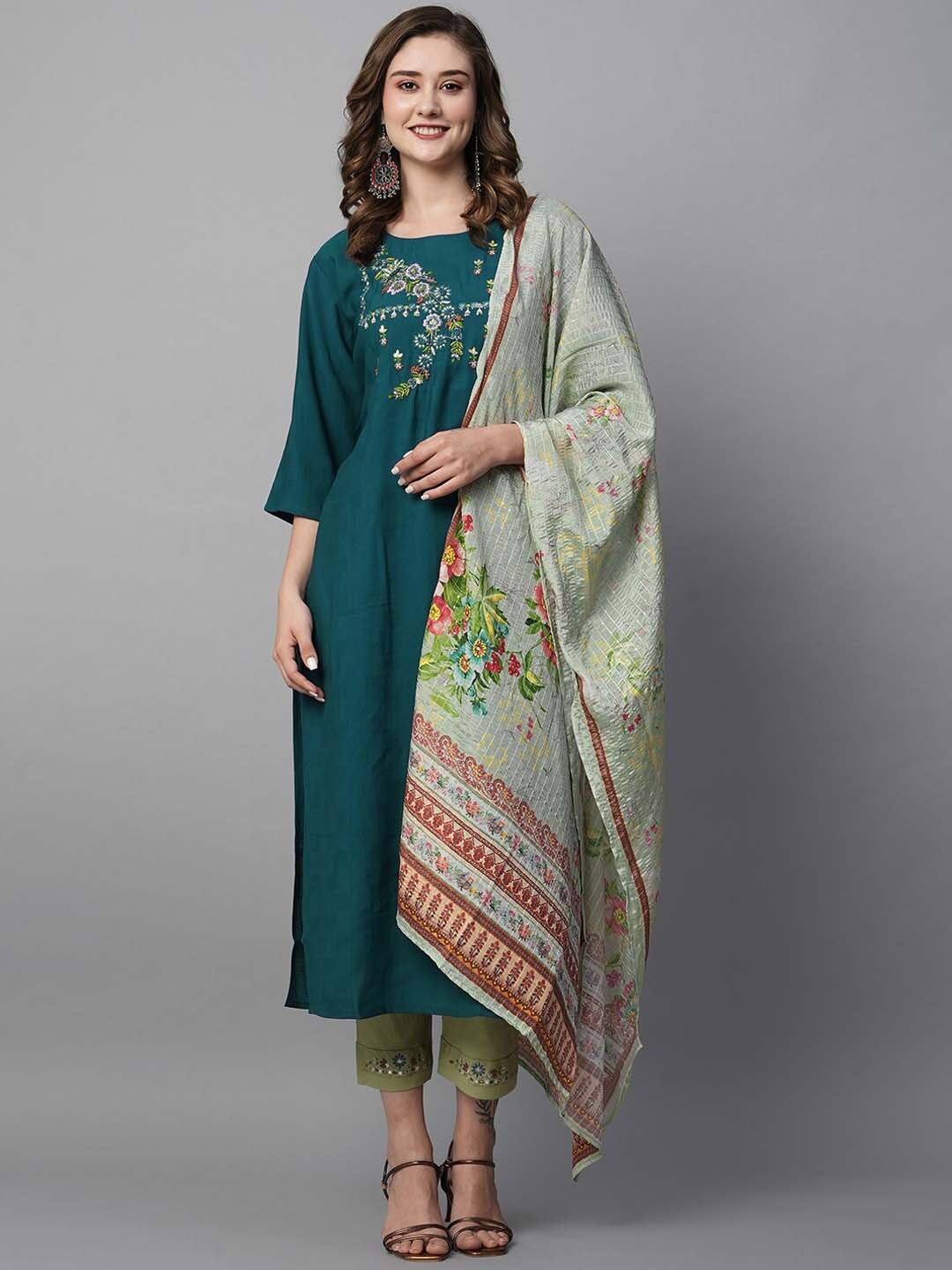 Kiana House Of Fashion Ethnic Motifs Embroidered Regular Mirror Work Kurta with Trousers & Dupatta, Blue
Kiana House Of Fashion Ethnic Motifs Embroidered Regular Mirror Work Kurta with Trousers & Dupatta, Blue