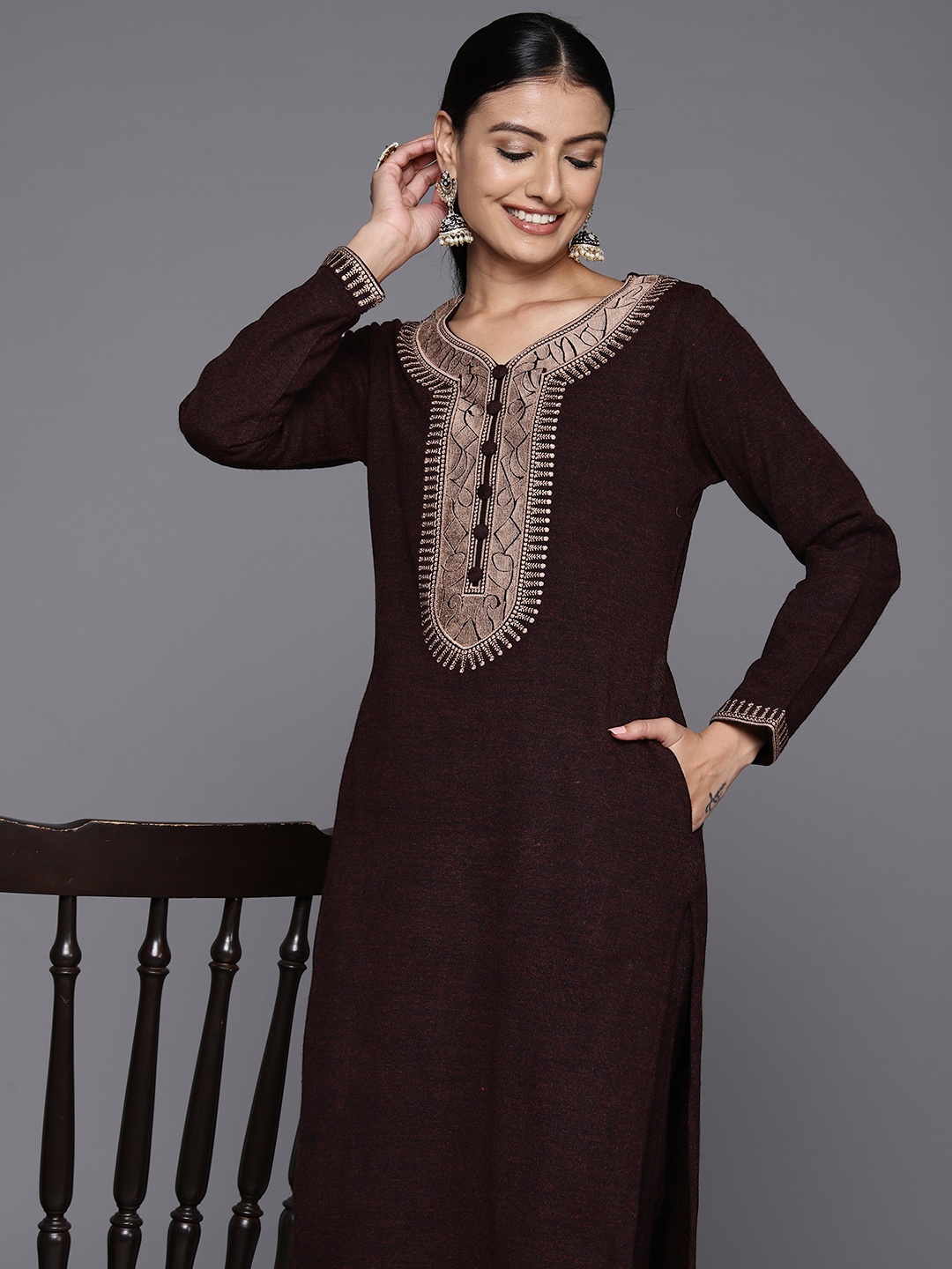 Libas Ethnic Motifs Yoke Design Regular Thread Work Pure Wool Kurta with Trousers, Brown
Libas Ethnic Motifs Yoke Design Regular Thread Work Pure Wool Kurta with Trousers, Brown