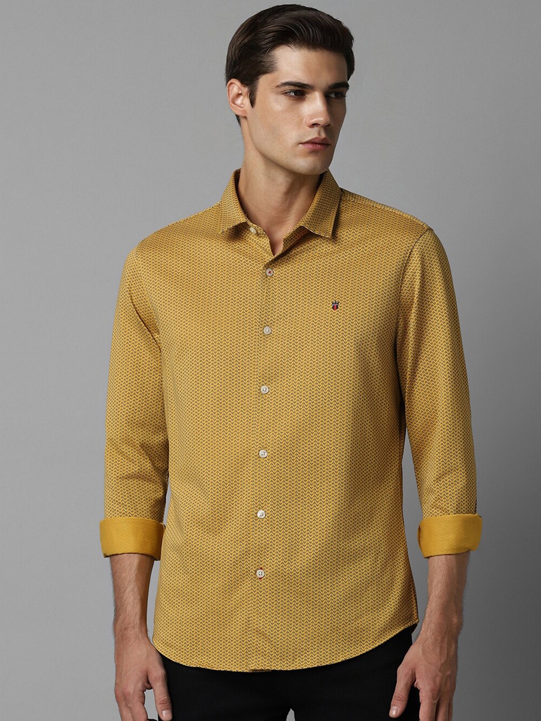Louis Philippe Sport Slim Fit Micro Ditsy Printed Spread Collar Pure Cotton Casual Shirt, Yellow
Louis Philippe Sport Slim Fit Micro Ditsy Printed Spread Collar Pure Cotton Casual Shirt, Yellow