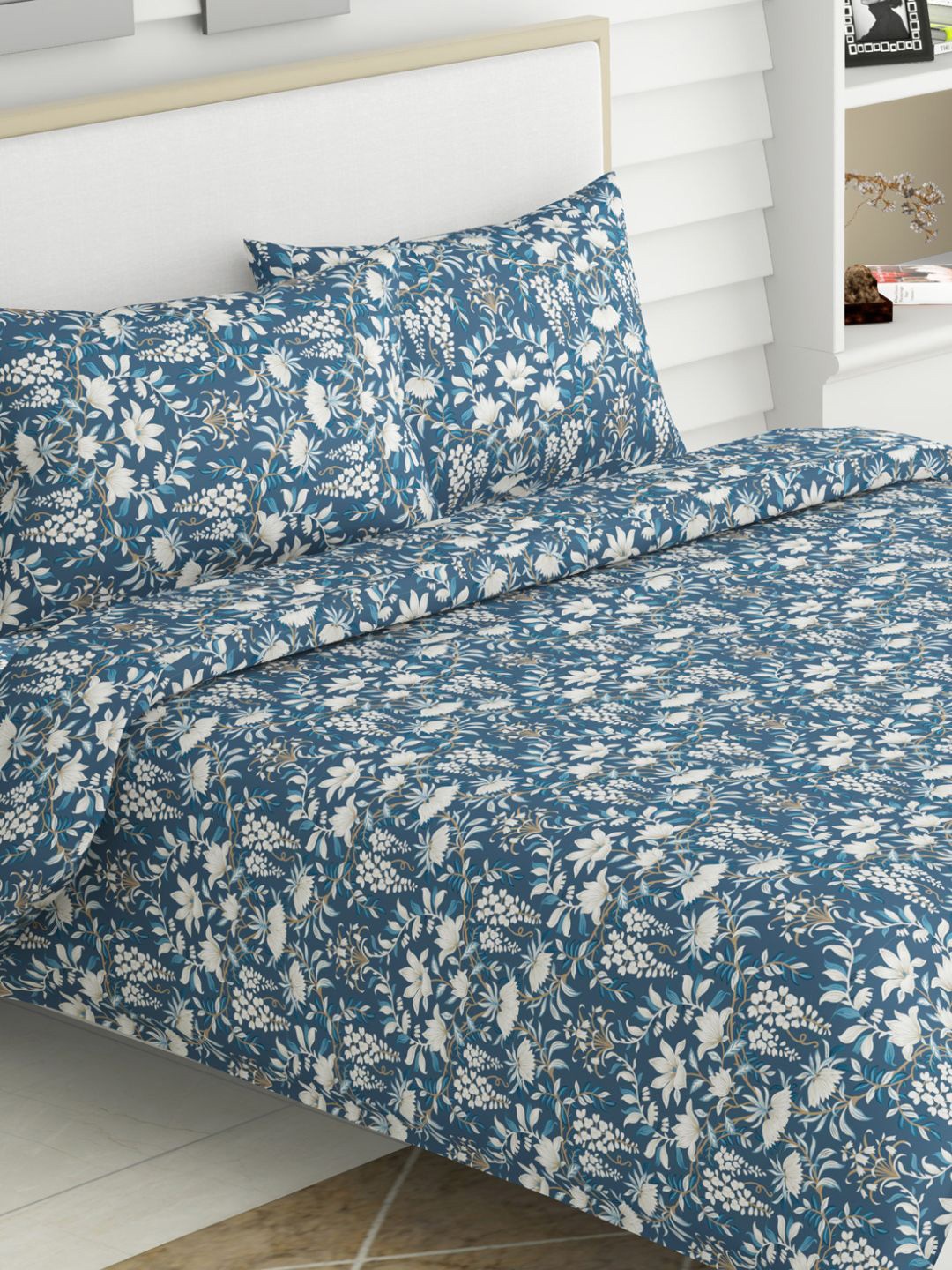 haus & kinder White & Blue Floral Pure Cotton 104 TC Queen Bedsheet with 2 Pillow Covers
haus & kinder White & Blue Floral Pure Cotton 104 TC Queen Bedsheet with 2 Pillow Covers