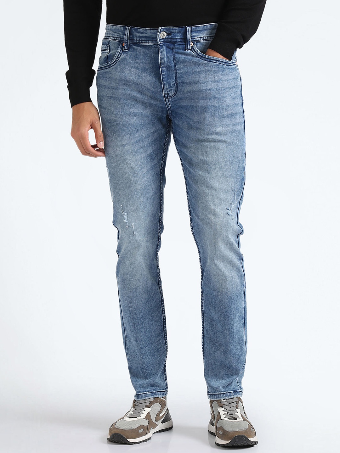 Flying Machine Men Tapered Fit Mid-Rise Low Distress Heavy Fade Stretchable Jeans, Blue
Flying Machine Men Tapered Fit Mid-Rise Low Distress Heavy Fade Stretchable Jeans, Blue