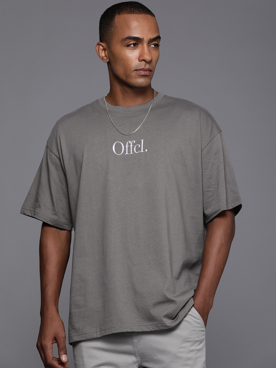 boohooMAN Pure Cotton Embroidered Oversized Fit Drop-Shoulder Sleeves Casual T-shirt, Grey
boohooMAN Pure Cotton Embroidered Oversized Fit Drop-Shoulder Sleeves Casual T-shirt, Grey