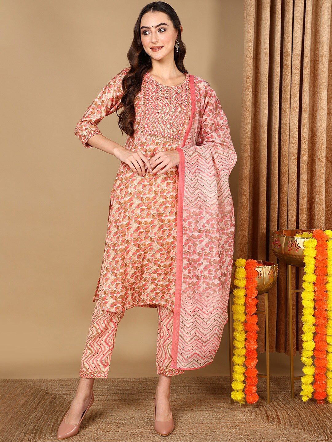 AHIKA Geometric Printed Regular Mirror Work Pure Cotton Kurta & Trousers With Dupatta, Pink
AHIKA Geometric Printed Regular Mirror Work Pure Cotton Kurta & Trousers With Dupatta, Pink